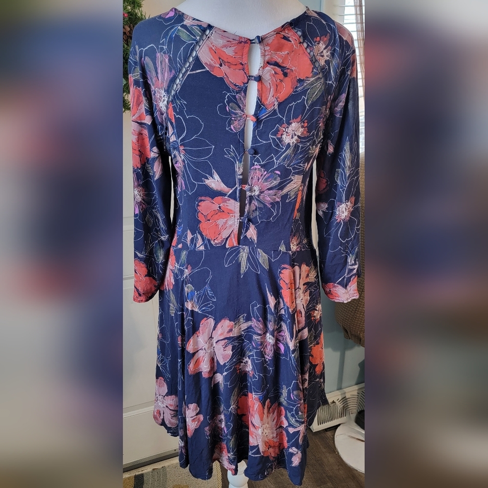 Free People All Eyes on You Floral Mini Dress Tunic Womens 2 Navy Pink Flowy Boh - Picture 4 of 15